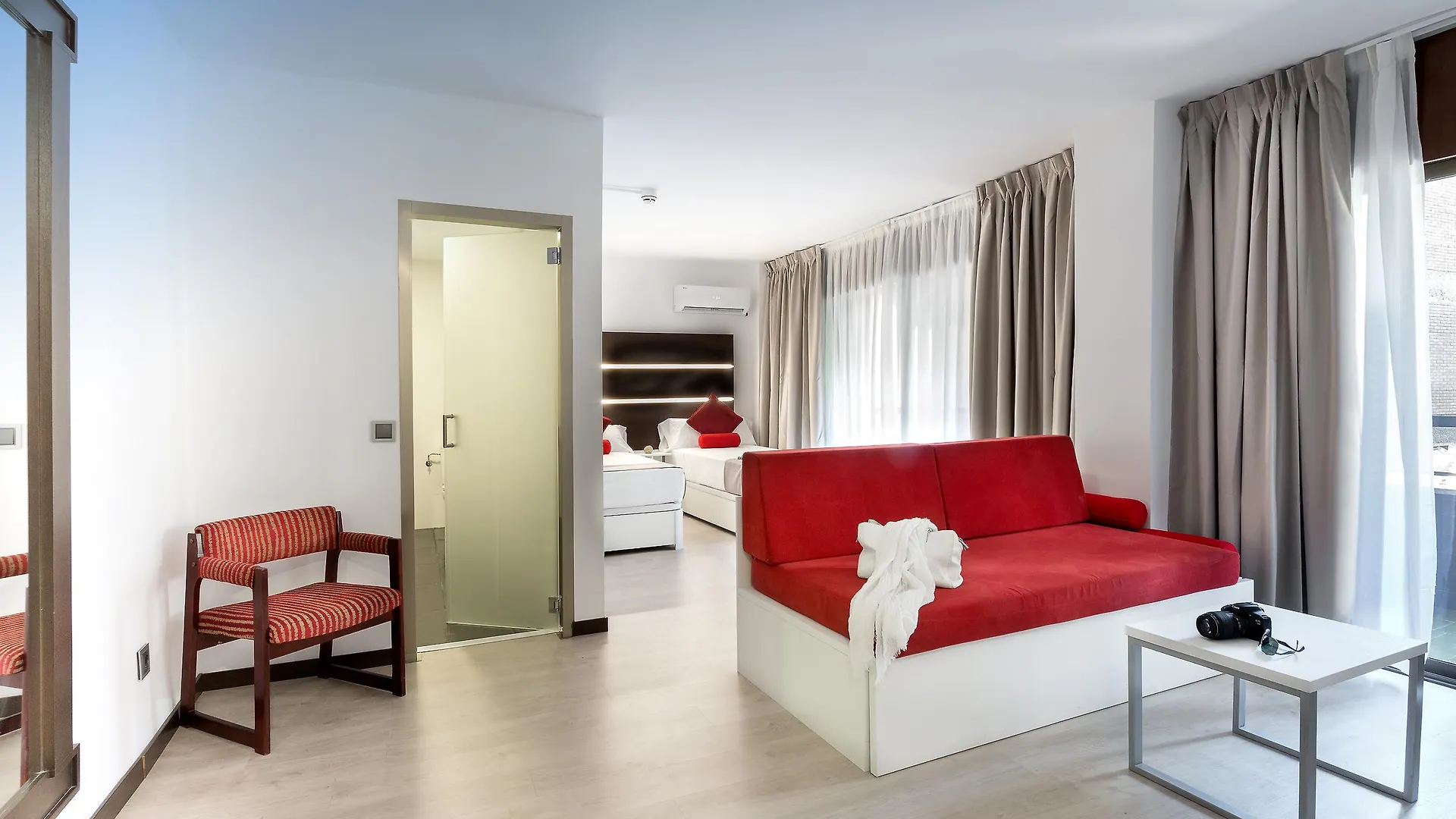 Roisa Hostal Boutique Madrid 3*,  España