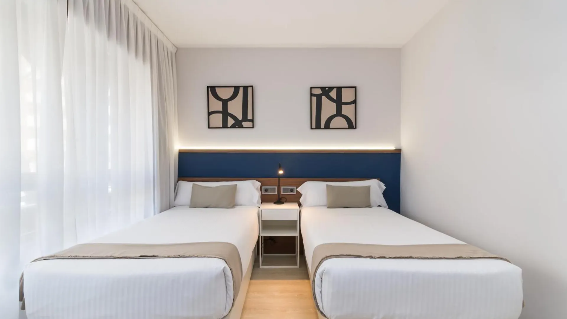 Roisa Hostal Boutique Madrid Pensión