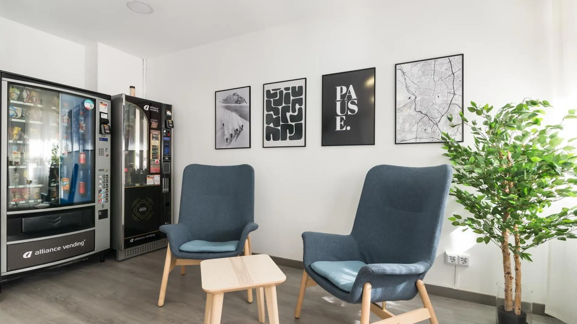 Roisa Hostal Boutique مدريد إسبانيا
