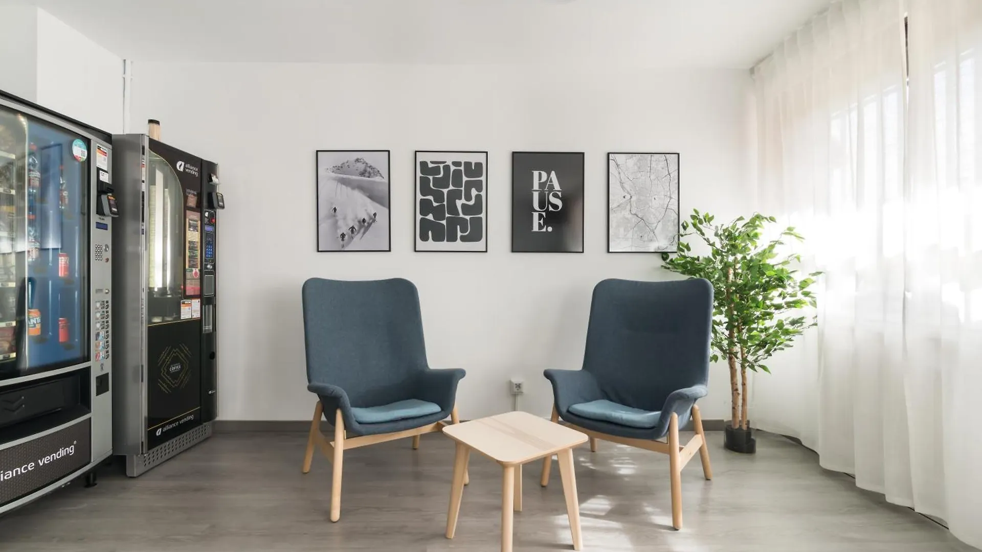 Roisa Hostal Boutique مدريد إسبانيا