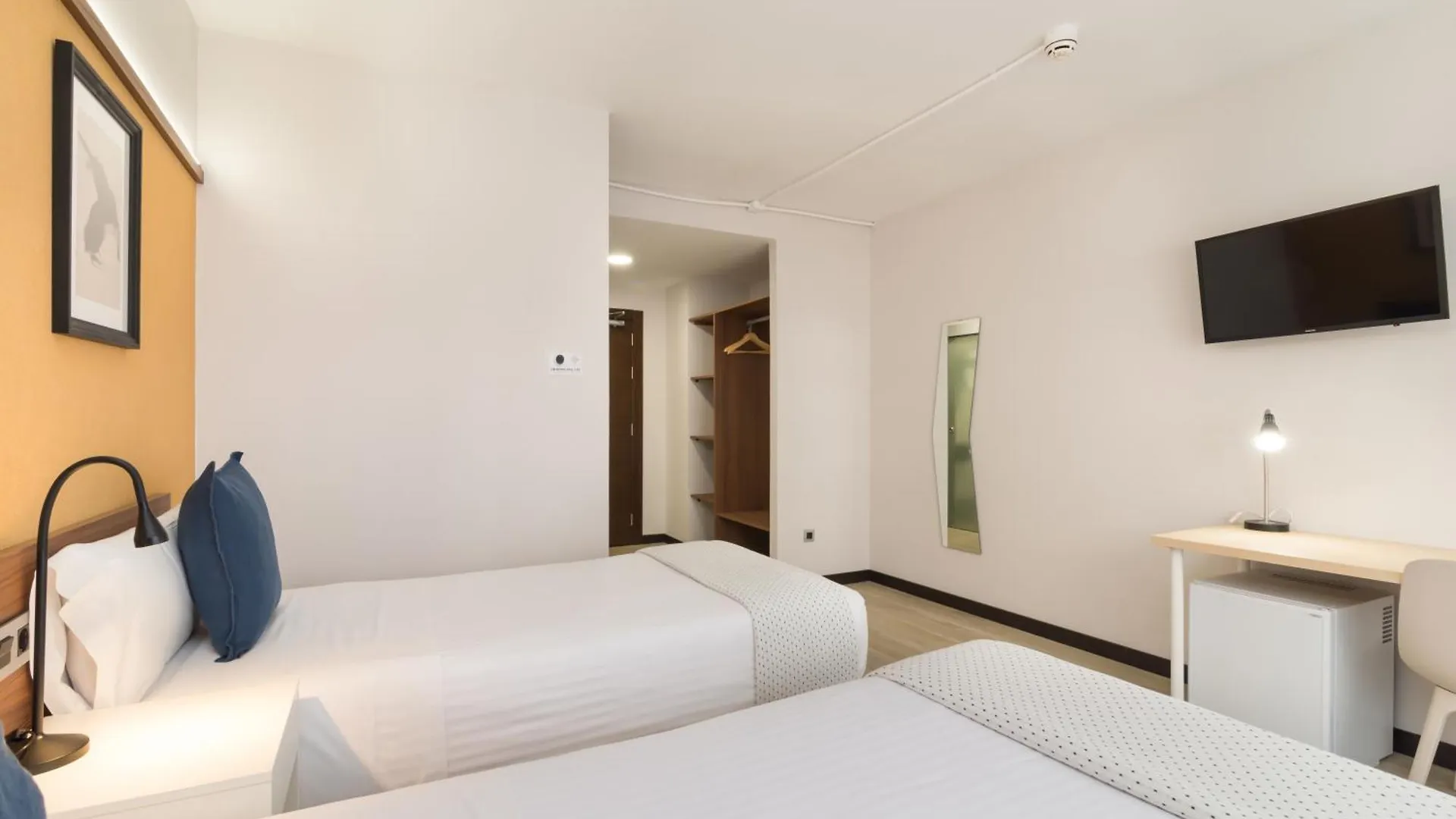 Roisa Hostal Boutique مدريد بيت ضيافة