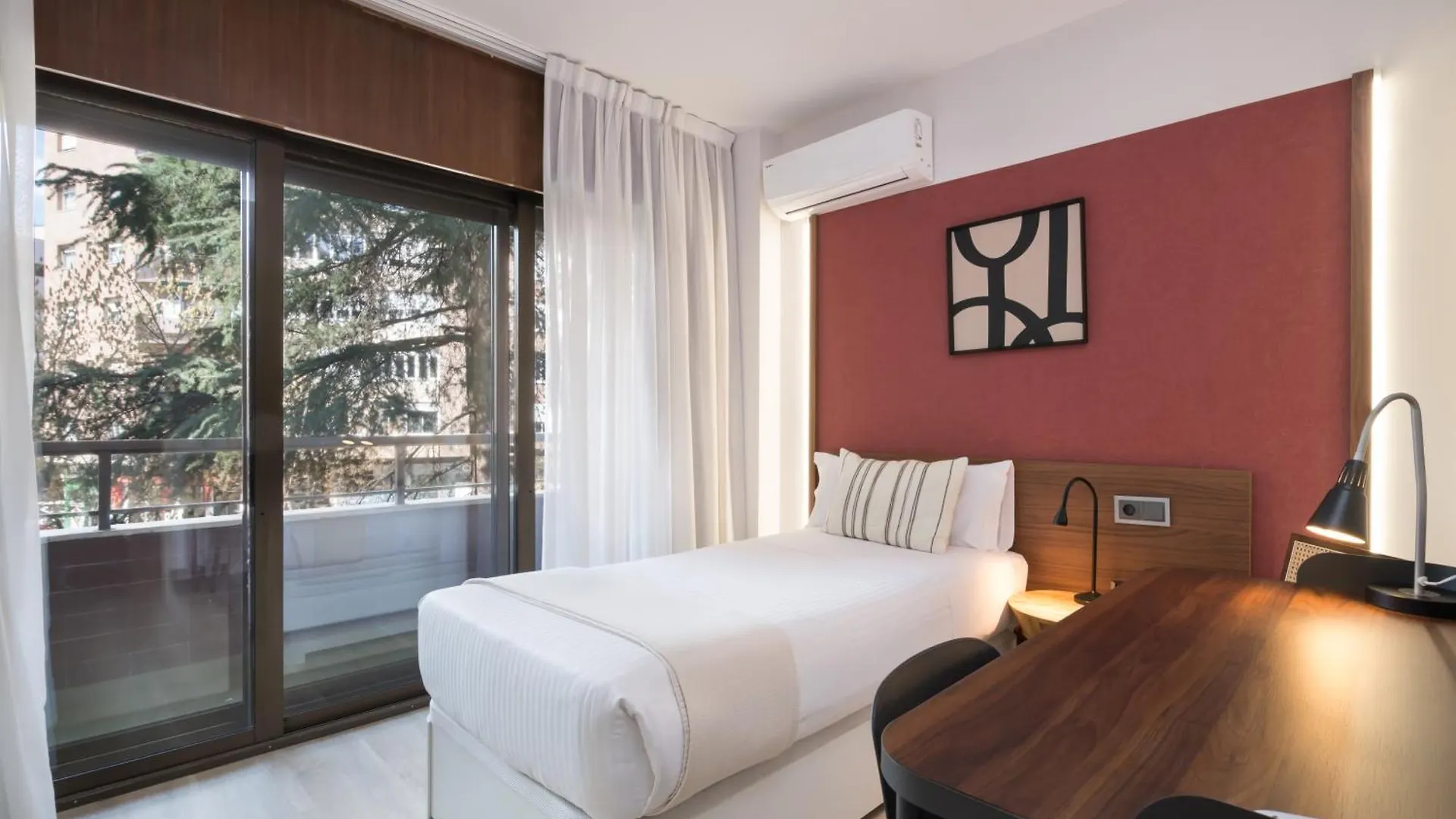 Roisa Hostal Boutique مدريد بيت ضيافة